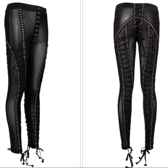 CATWALK CONNECTION GLENDA TWO PIECE SET - Picture 4 of 5